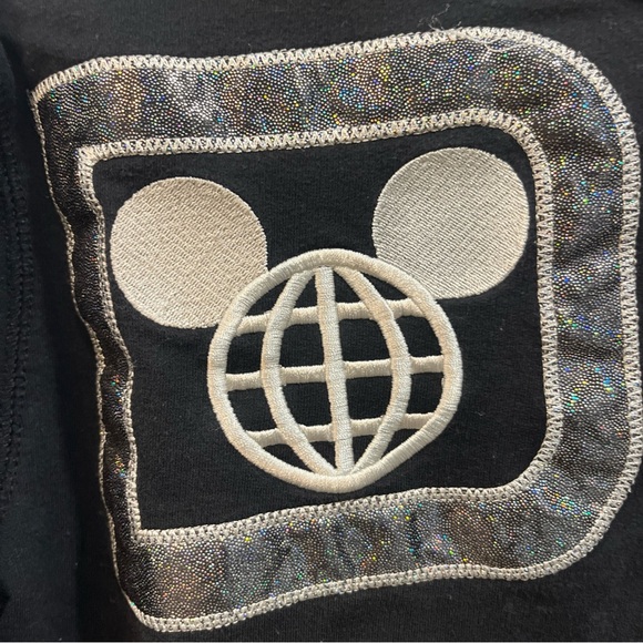 Walt Disney World Parks Disney Back Sparkle Sweatshirt pullover Size XS - Picture 4 of 7